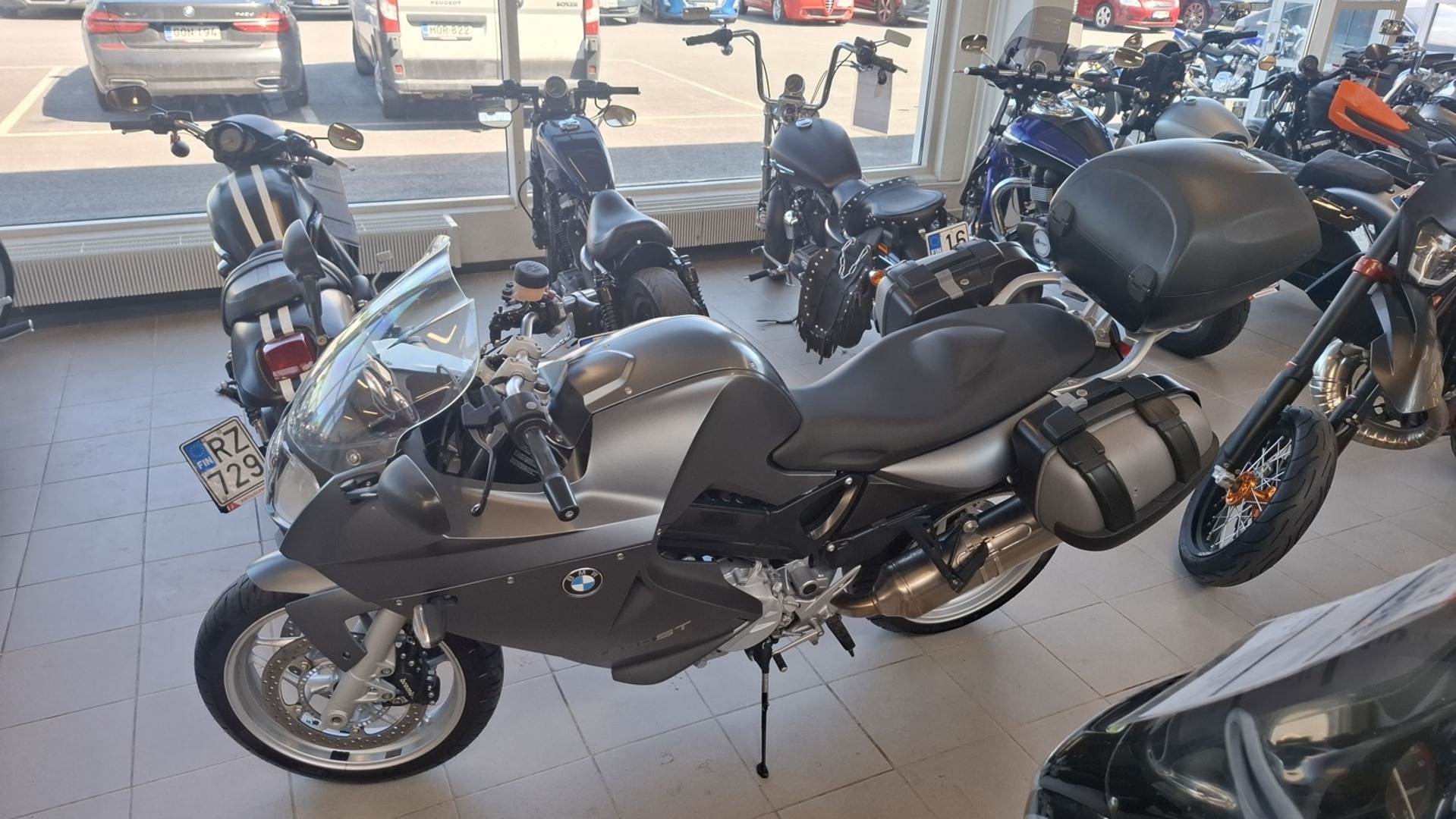BMW F 2008
