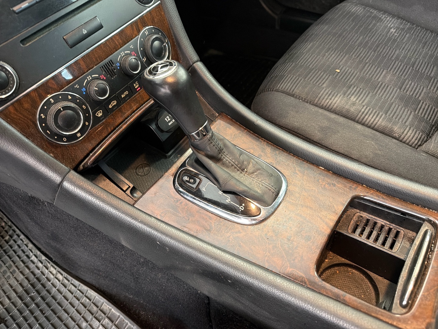 MERCEDES-BENZ C 2008