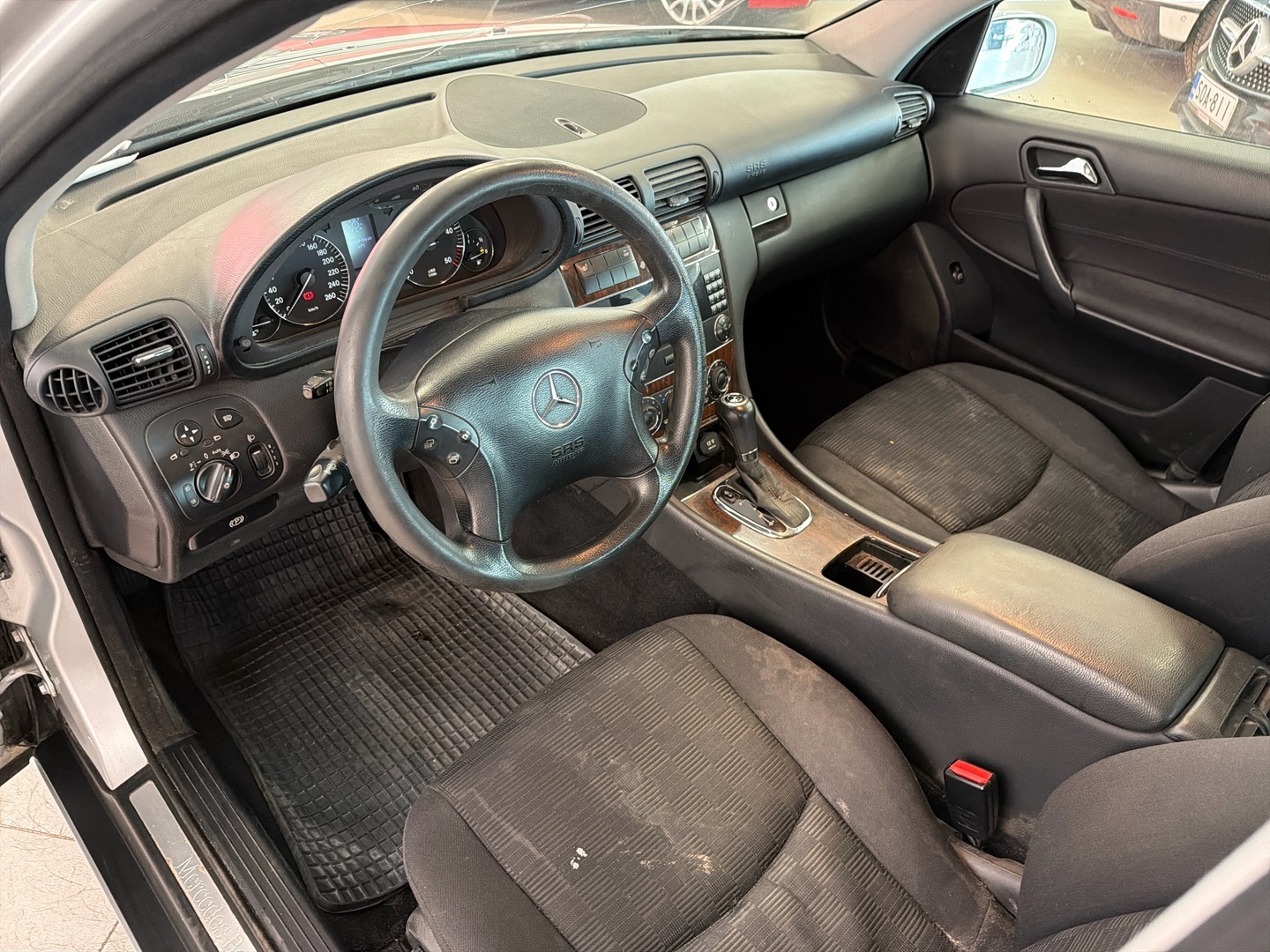 MERCEDES-BENZ C 2008