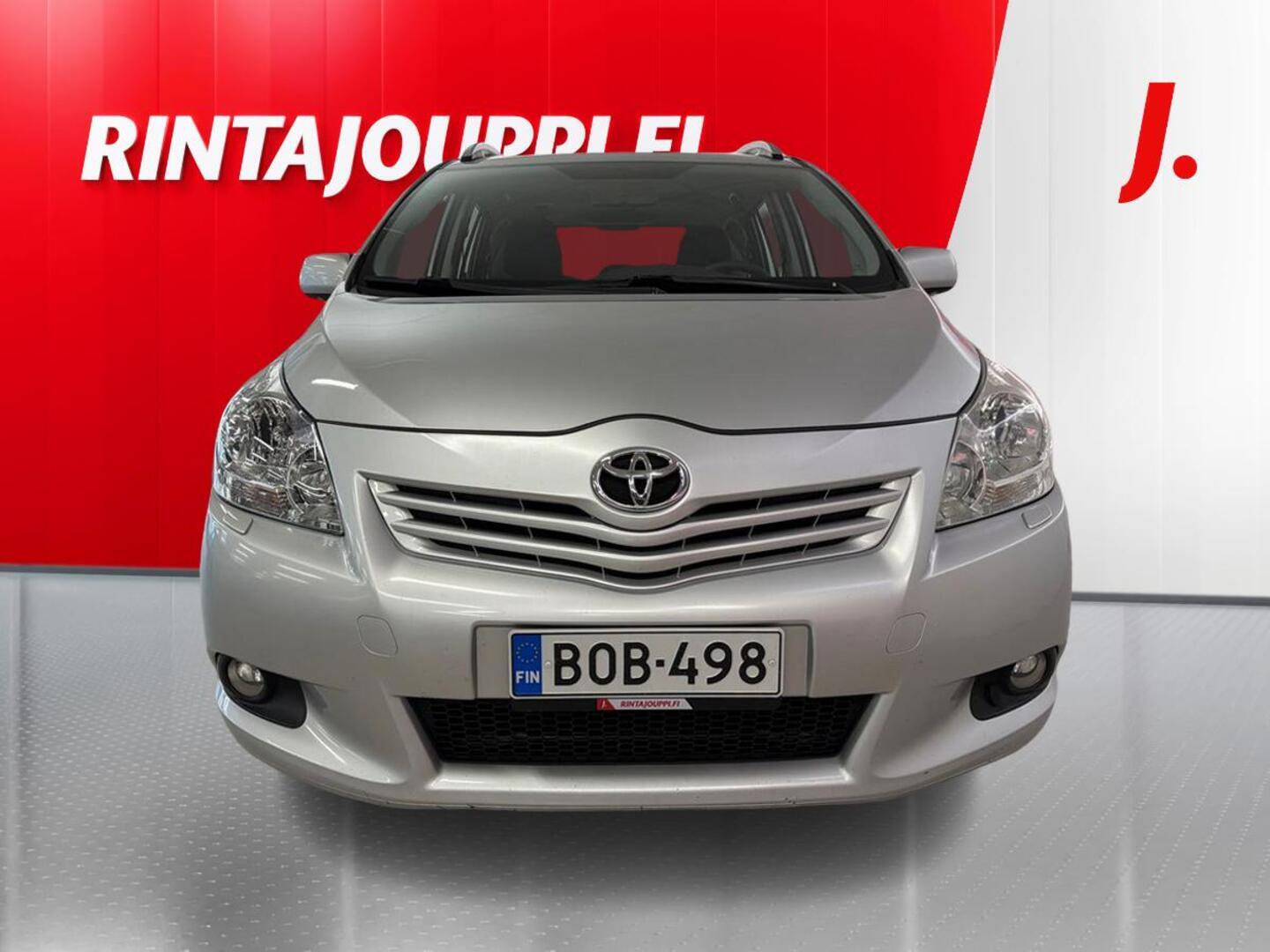 TOYOTA Verso 2010