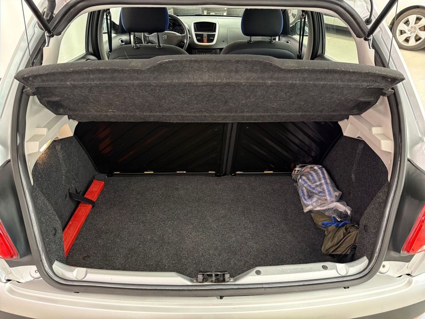 PEUGEOT 206+ 2012