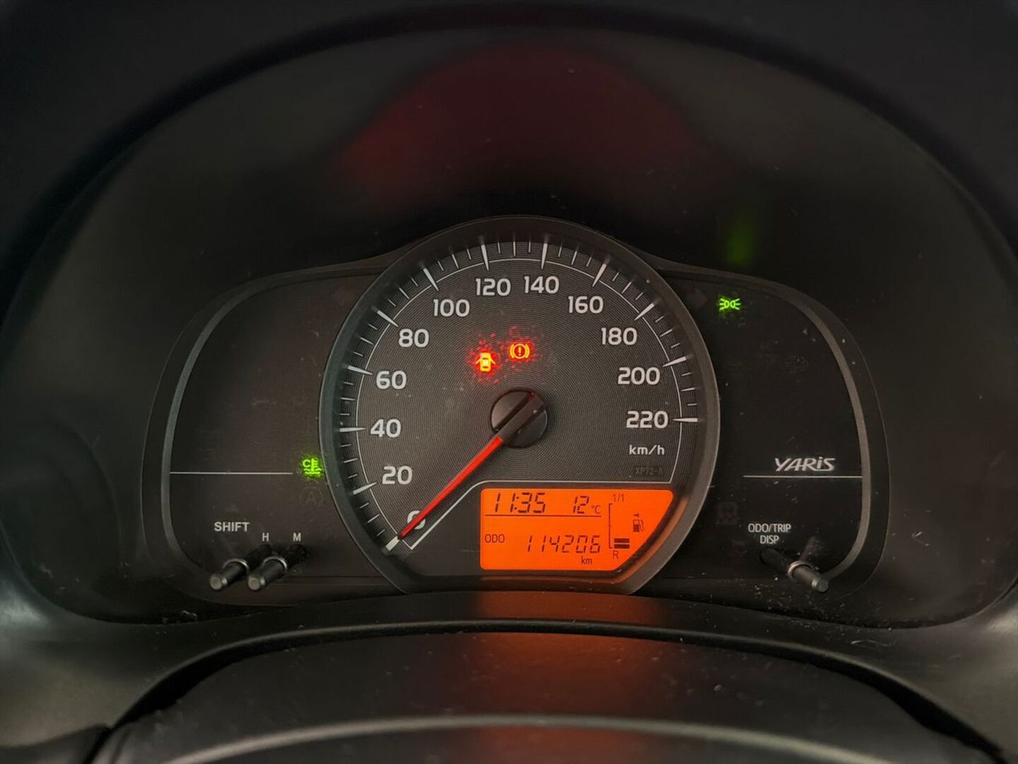 TOYOTA Yaris 2014