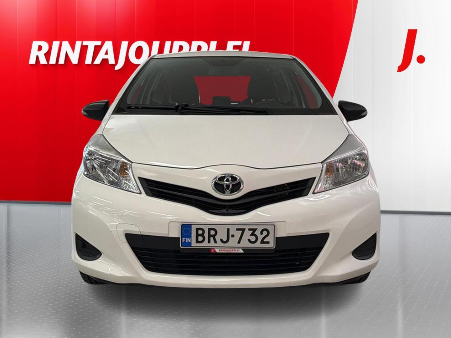 TOYOTA Yaris 2014