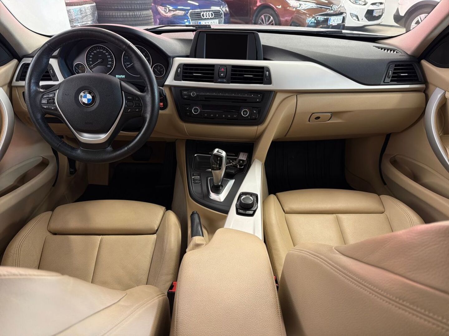 BMW 320 17
