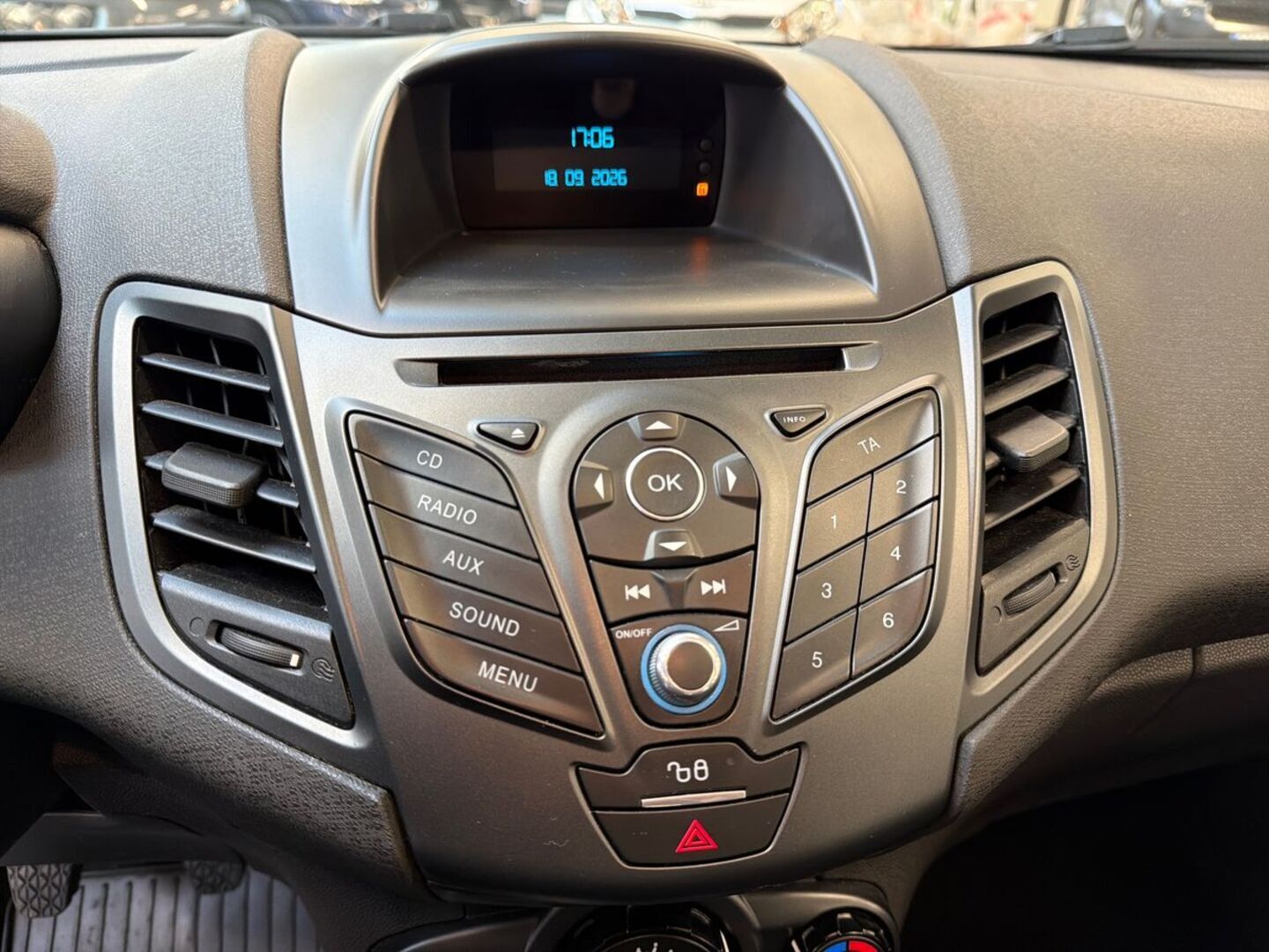 FORD Fiesta 2015