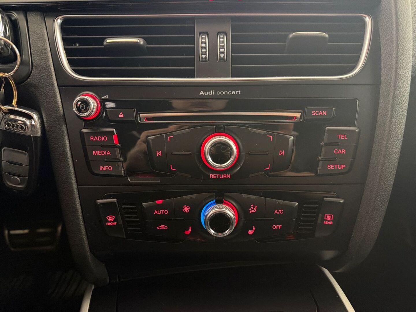 AUDI A5 2015