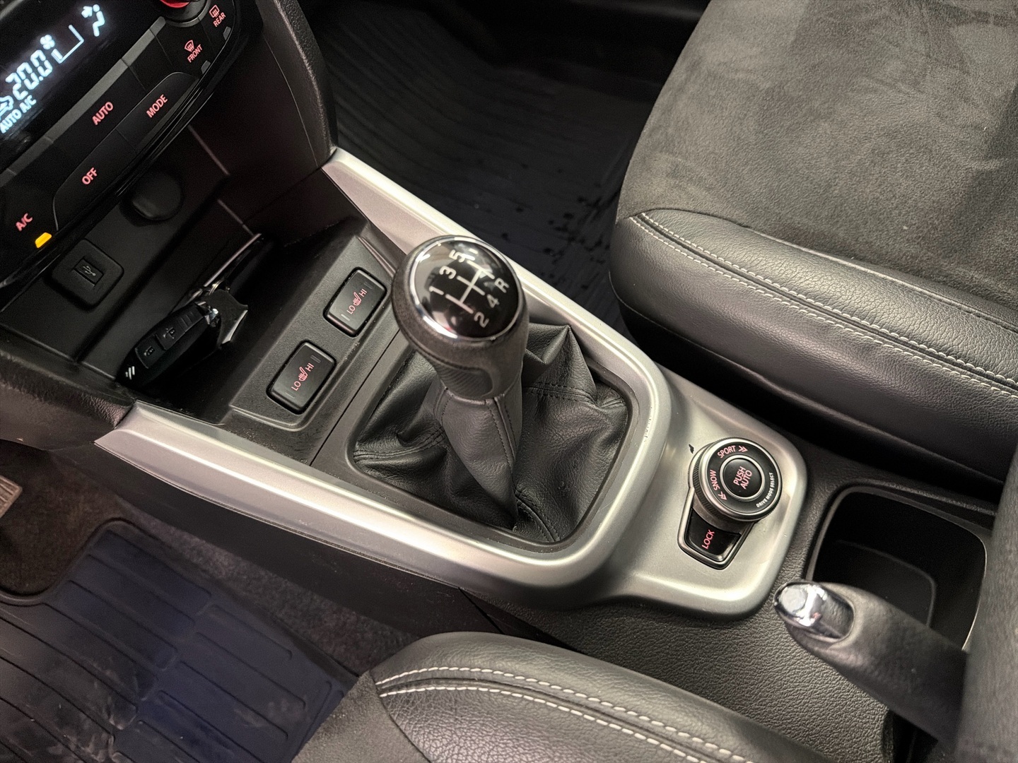 SUZUKI Vitara 2016