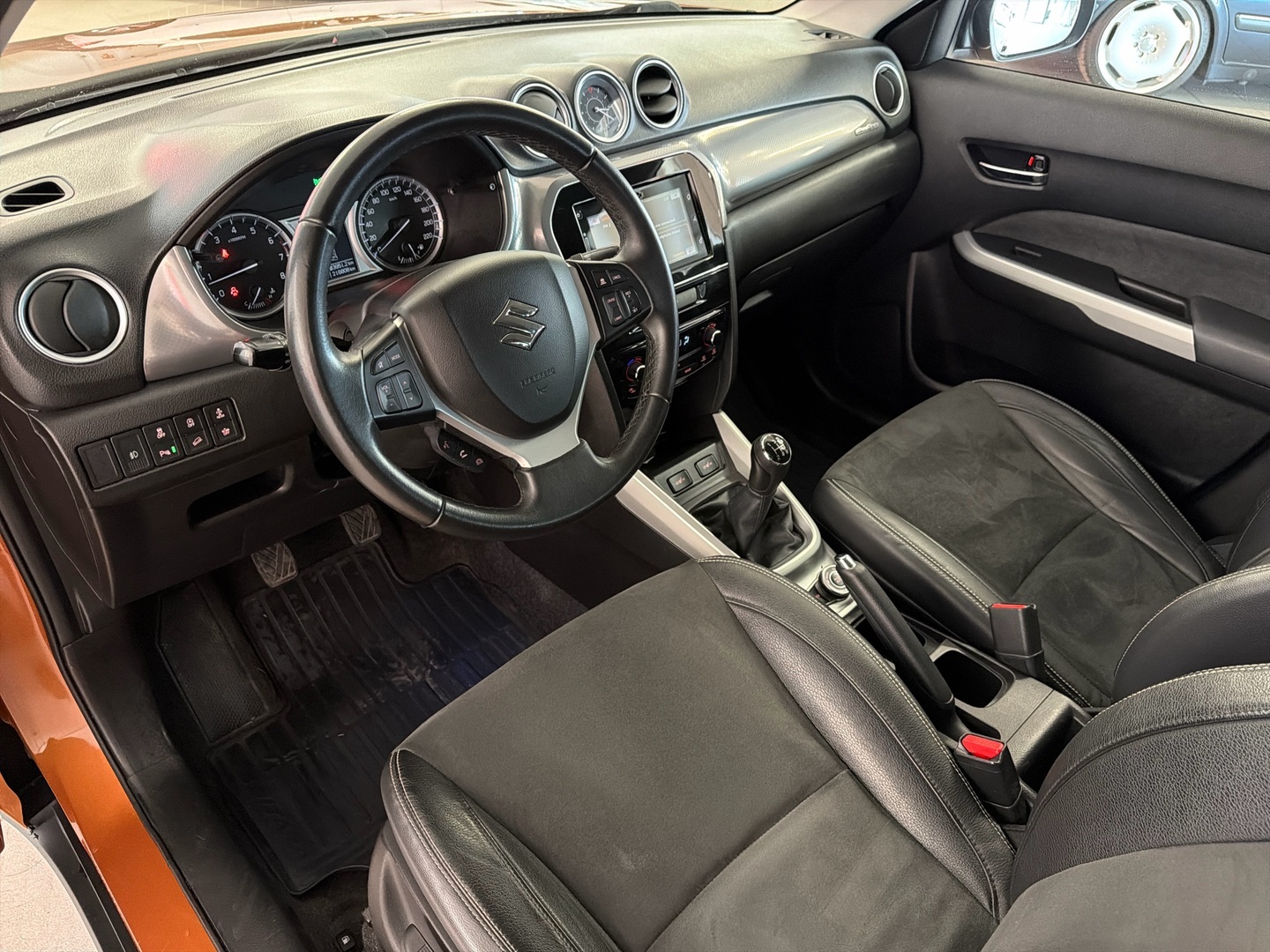 SUZUKI Vitara 2016