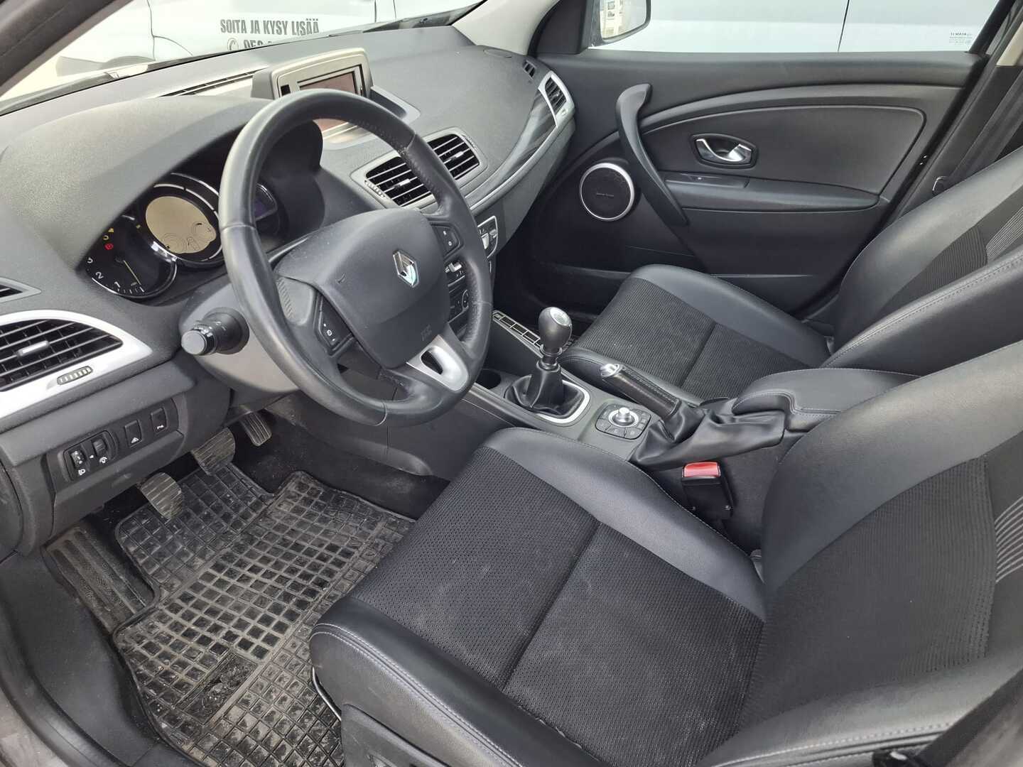 RENAULT Megane 2010