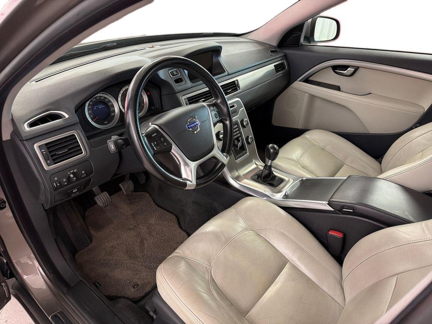 VOLVO S80 2012