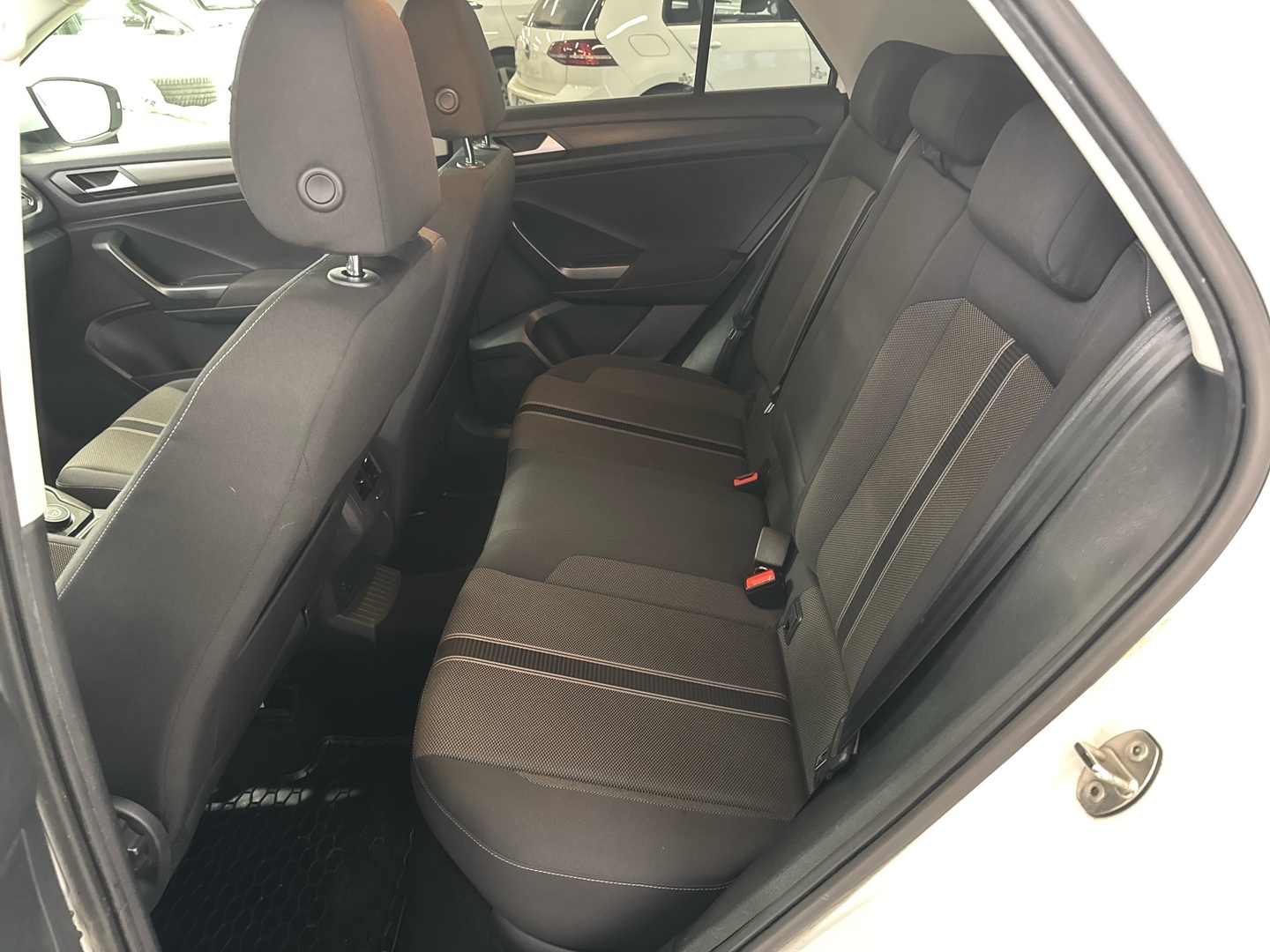 VOLKSWAGEN T-Roc 2019