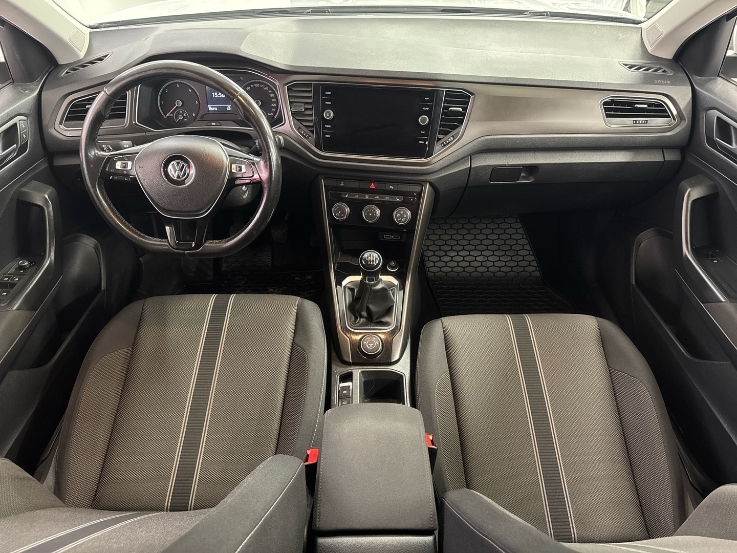 VOLKSWAGEN T-Roc 2019