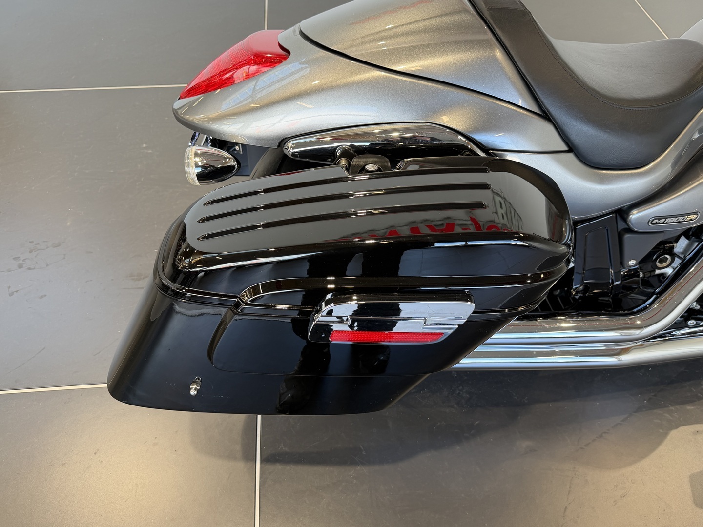 SUZUKI INTRUDER 2008