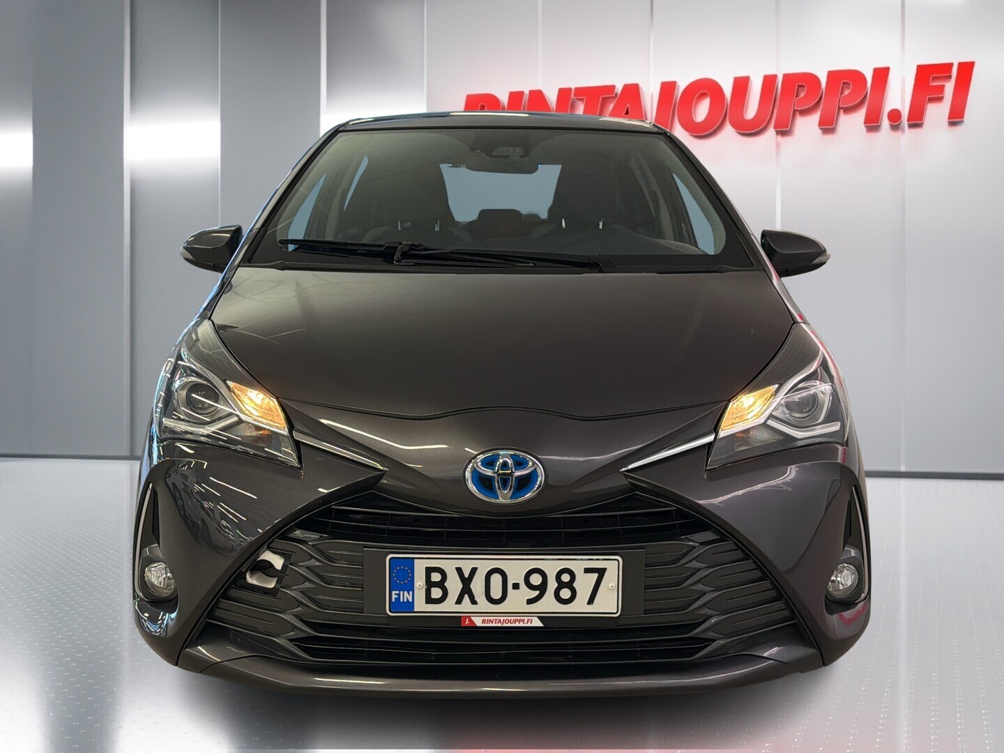 TOYOTA Yaris 2019