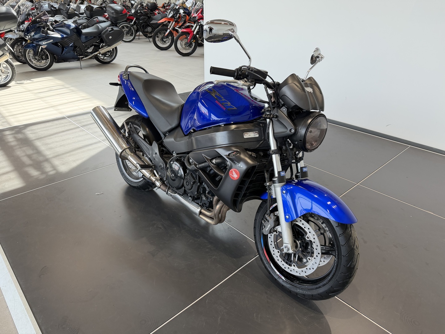 HONDA X11 2003