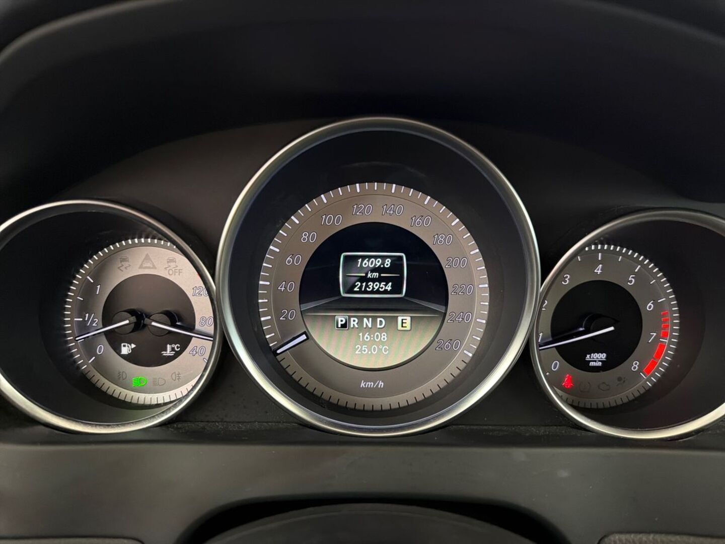MERCEDES-BENZ C 2011