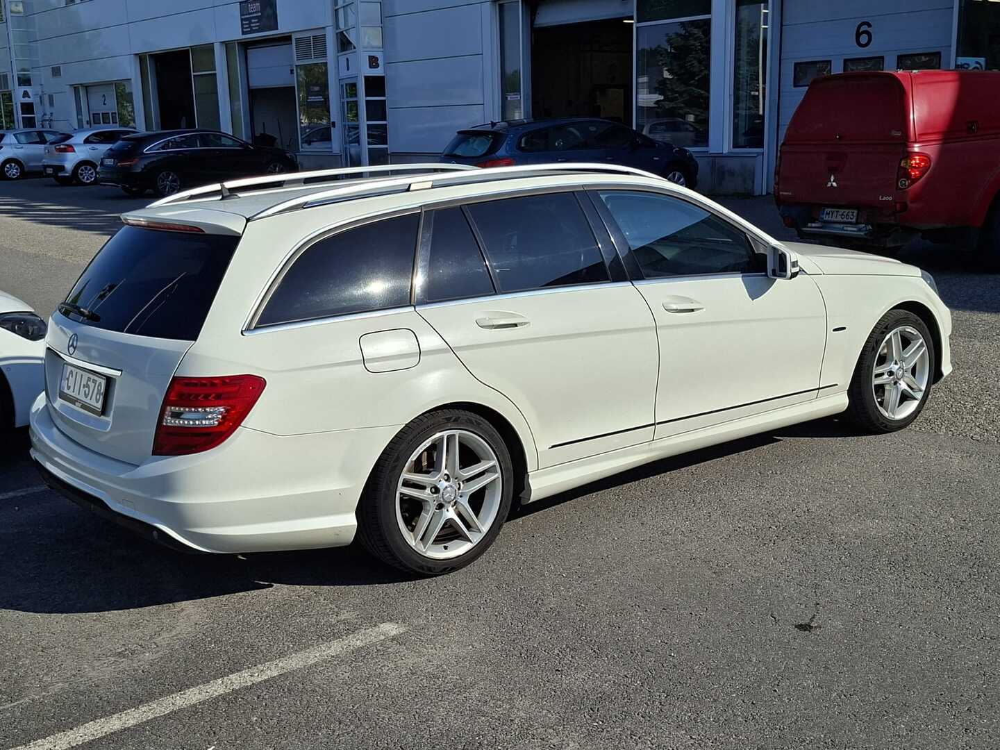MERCEDES-BENZ C 2011