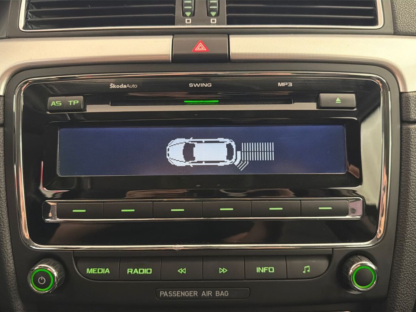 SKODA Superb 2012