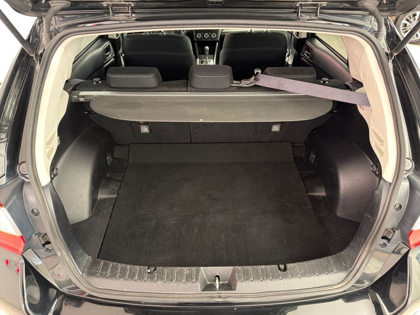 SUBARU XV 2012