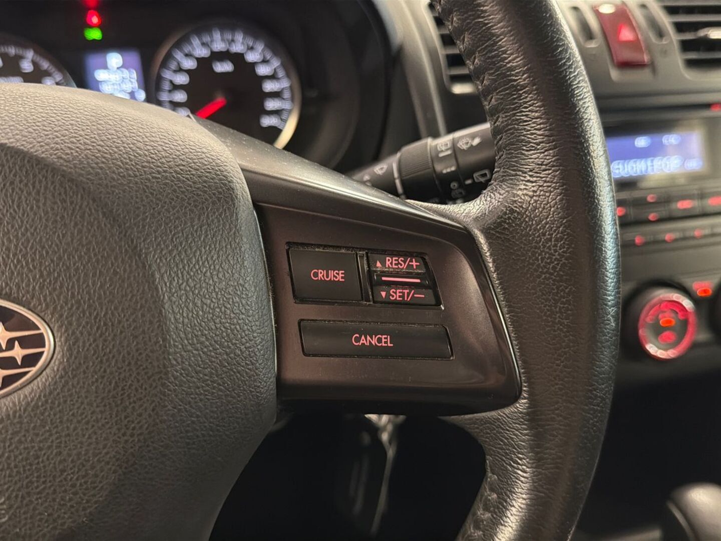 SUBARU XV 2012