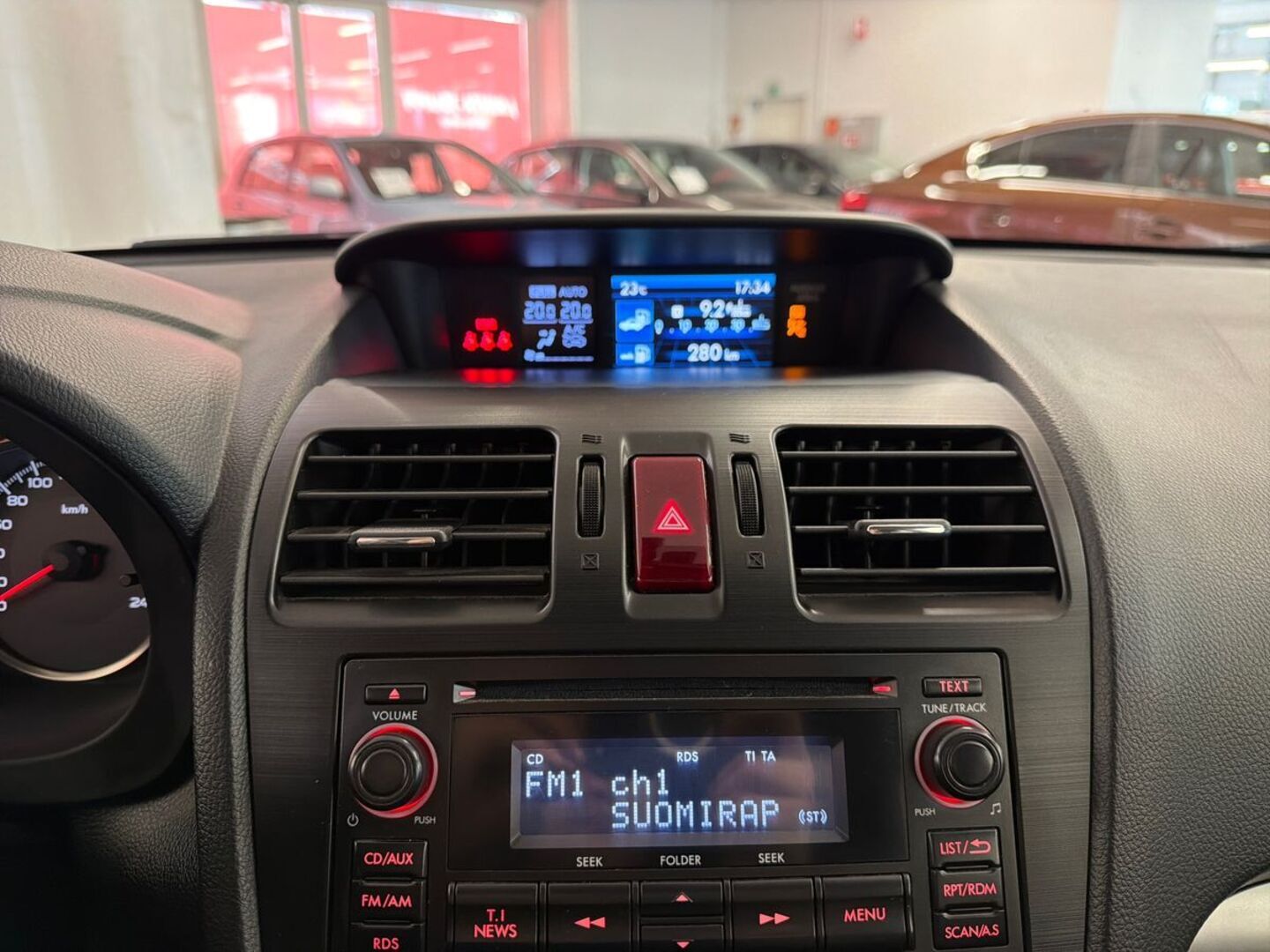 SUBARU XV 2012