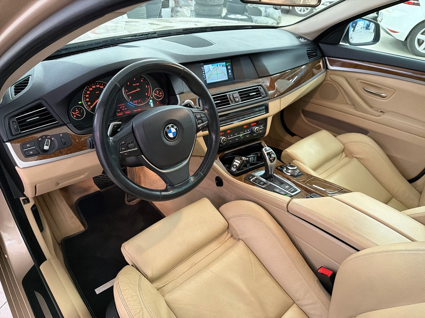 BMW 530 2013