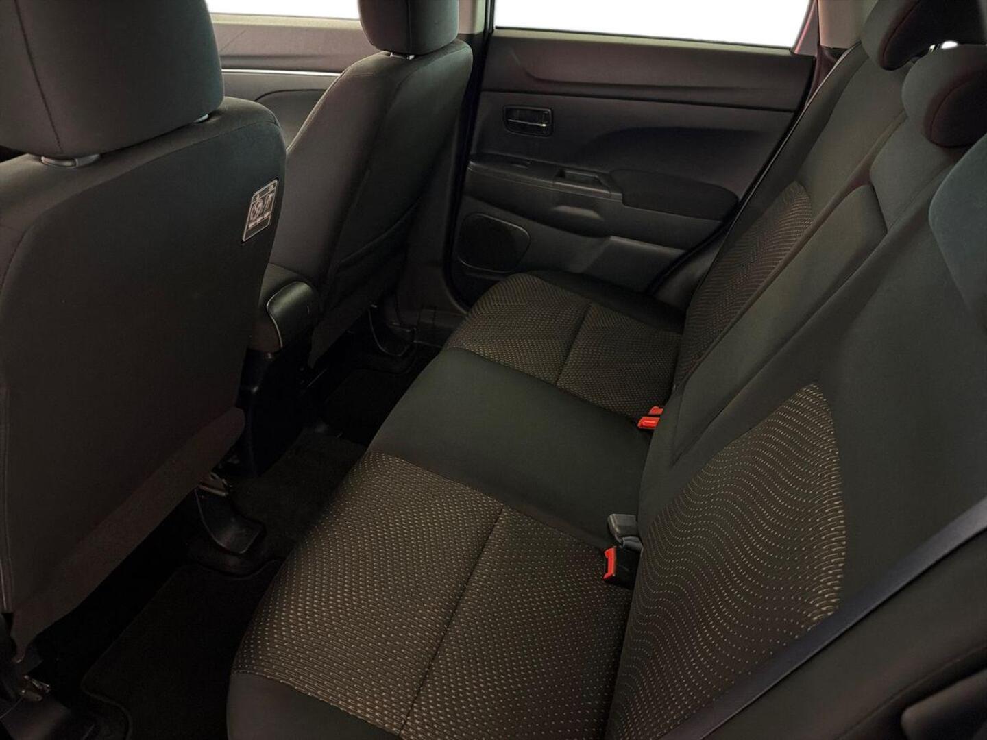 MITSUBISHI ASX 2014