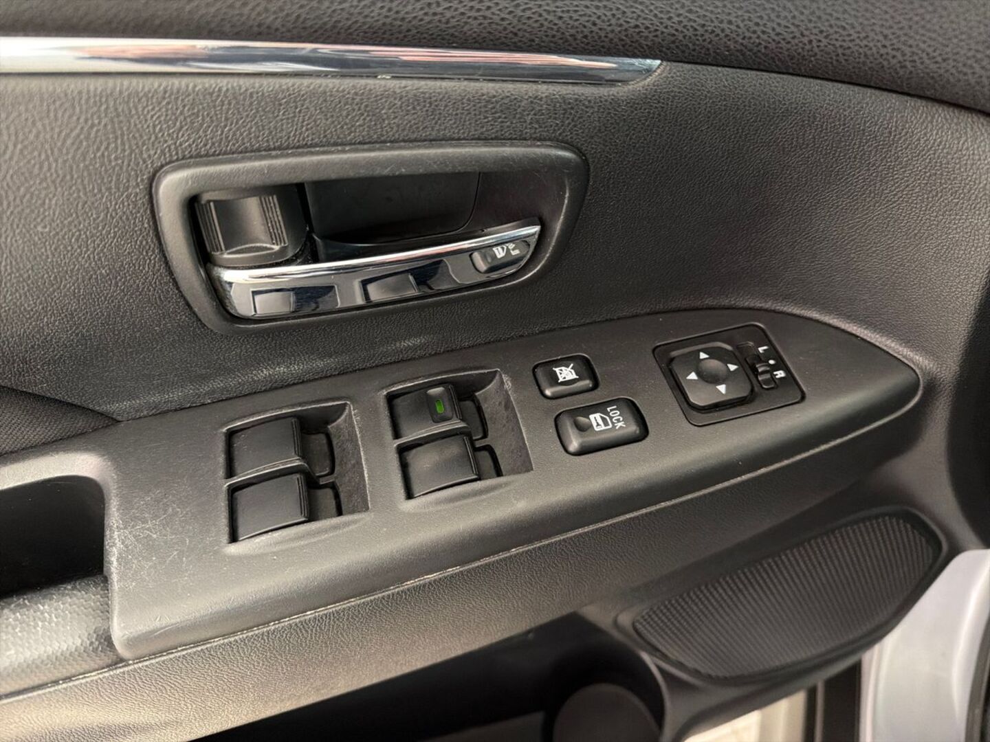MITSUBISHI ASX 2014