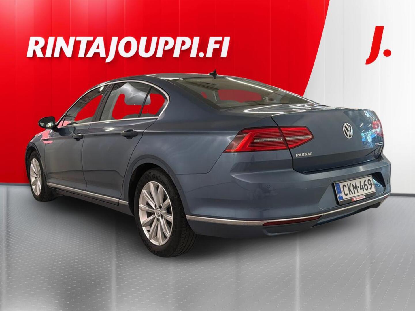 VOLKSWAGEN Passat 2