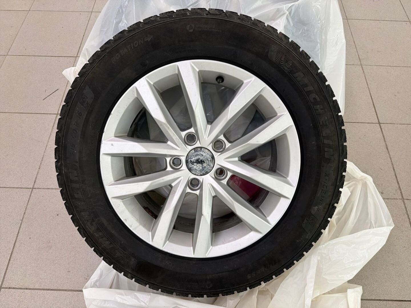 VOLKSWAGEN Passat 33