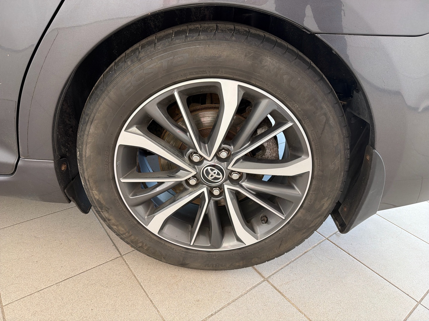TOYOTA Avensis 2017