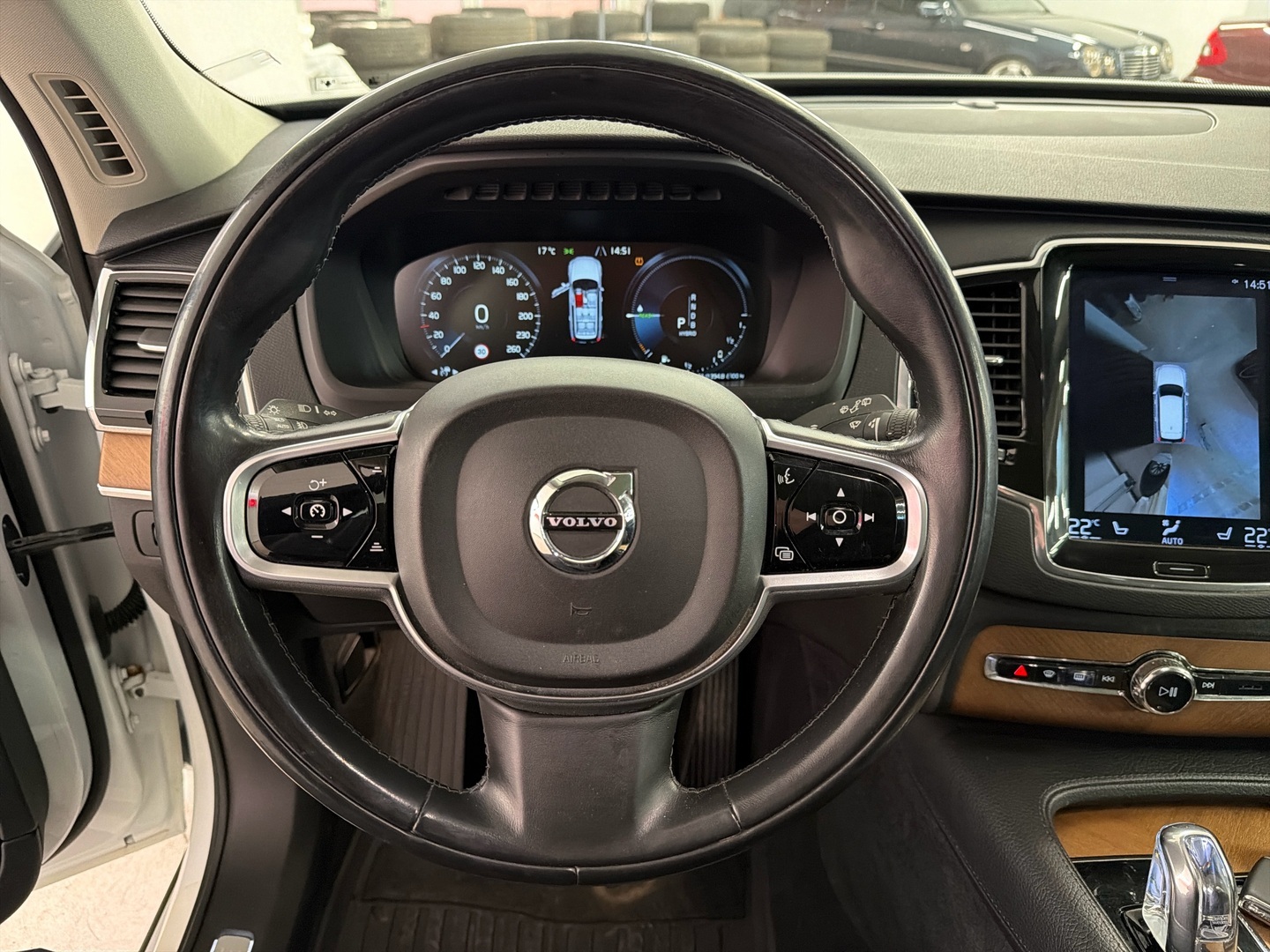 VOLVO XC90 2018