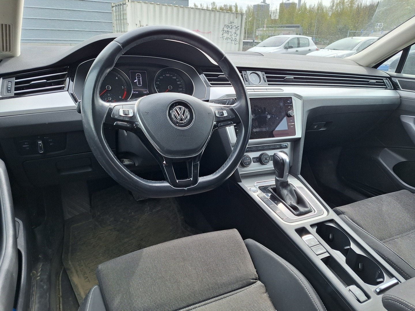 VOLKSWAGEN Passat 2018