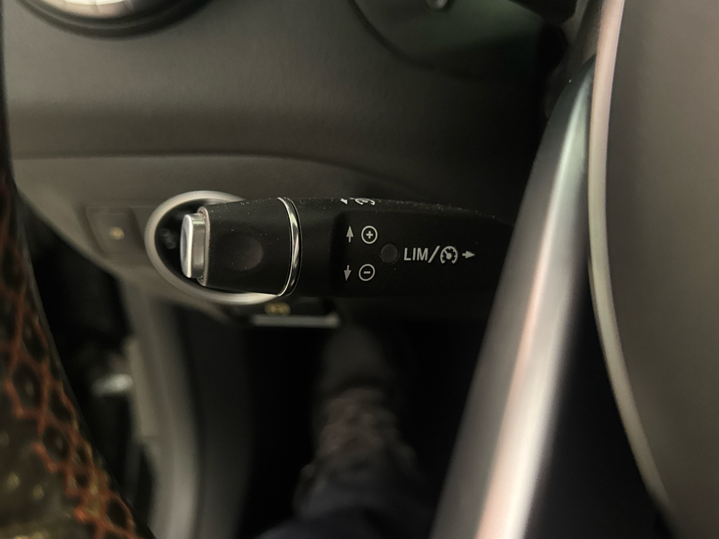 MERCEDES-BENZ CLA 2015