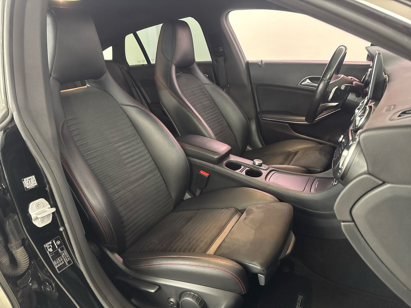 MERCEDES-BENZ CLA 2015