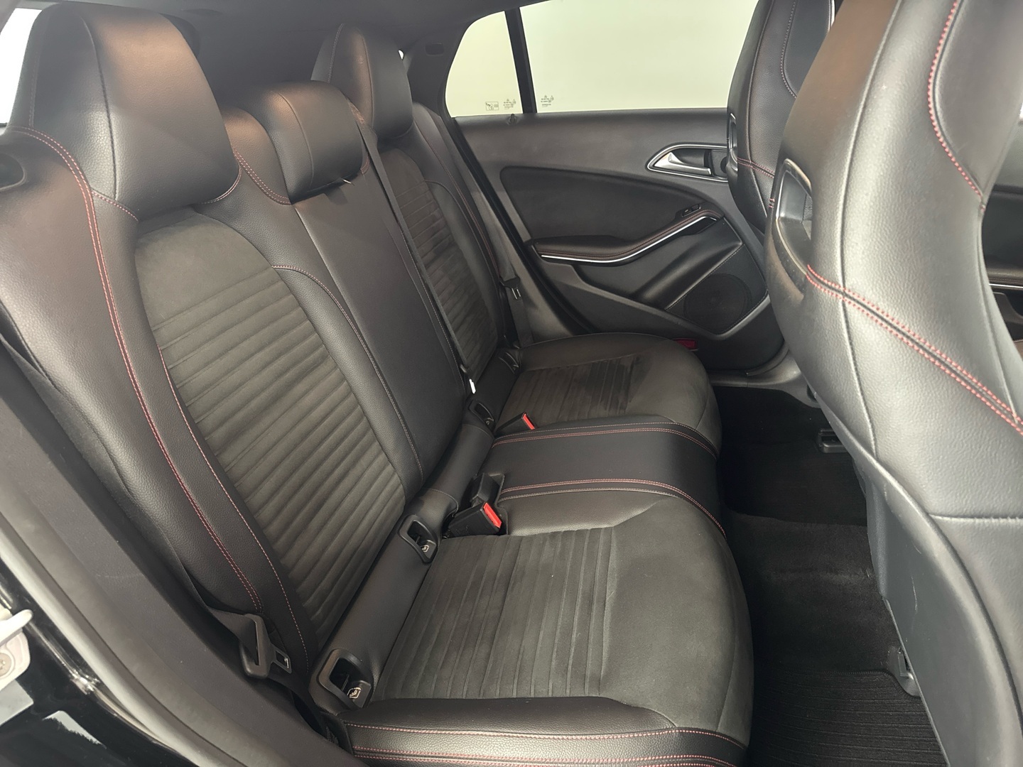 MERCEDES-BENZ CLA 2015