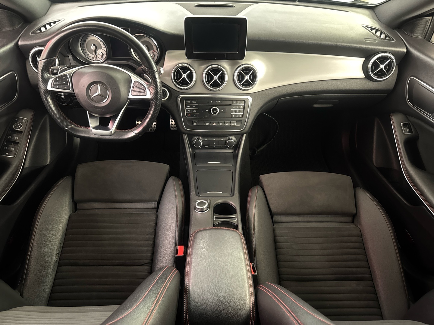 MERCEDES-BENZ CLA 2015