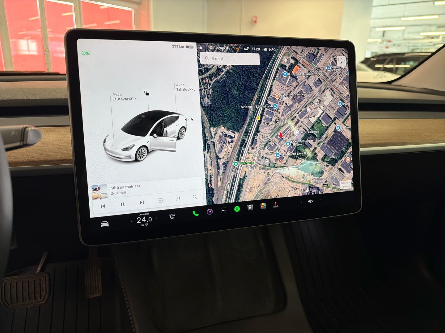 TESLA Model 3 2021
