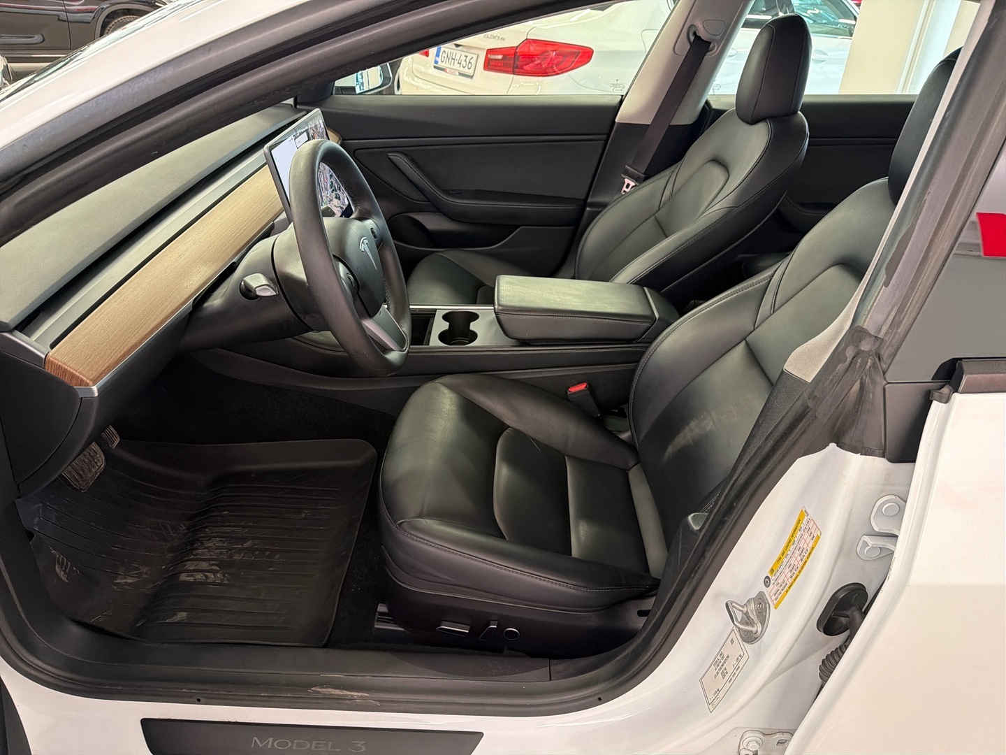 TESLA Model 3 2021