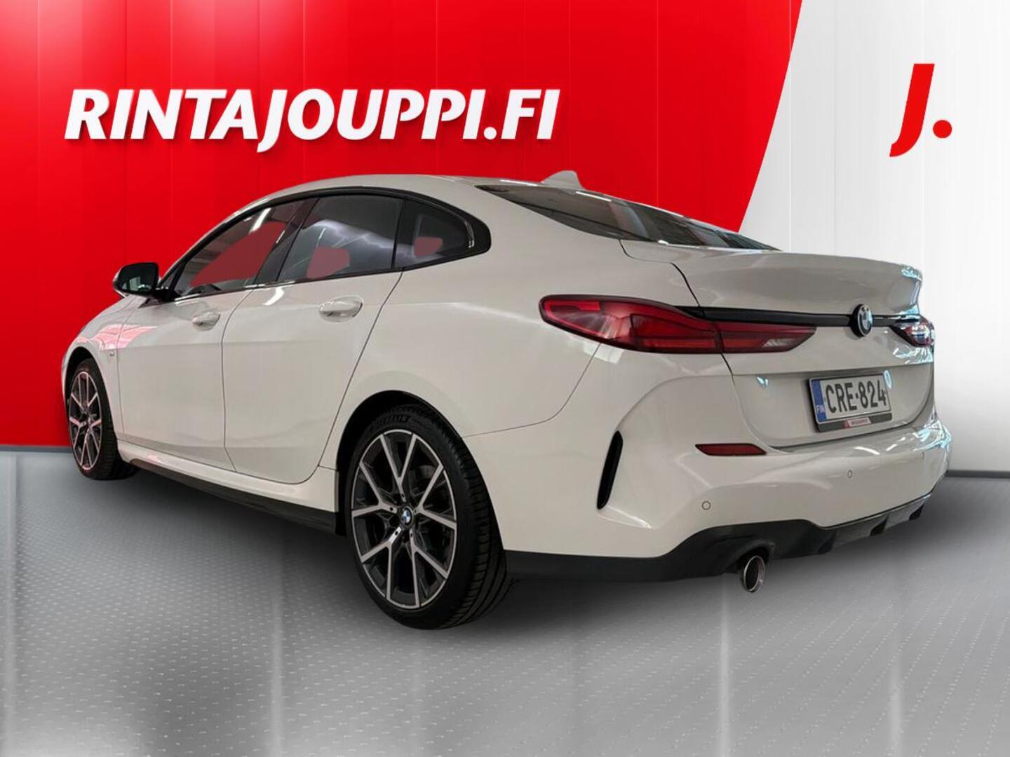 BMW 218 2022