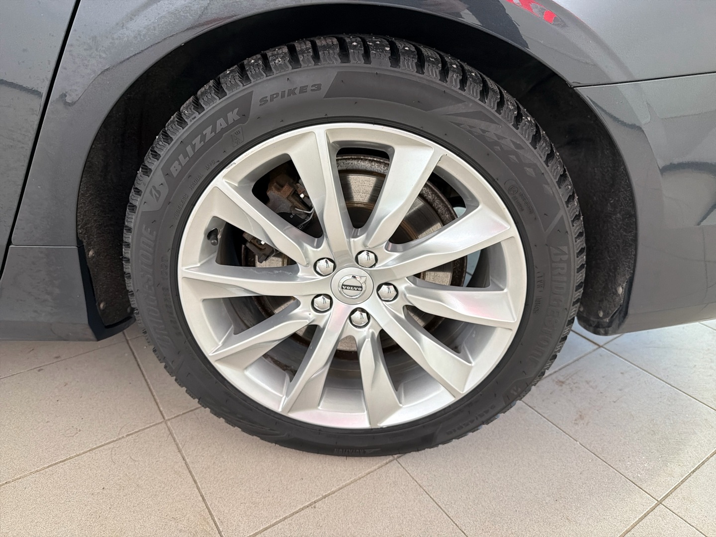 VOLVO V90 2020