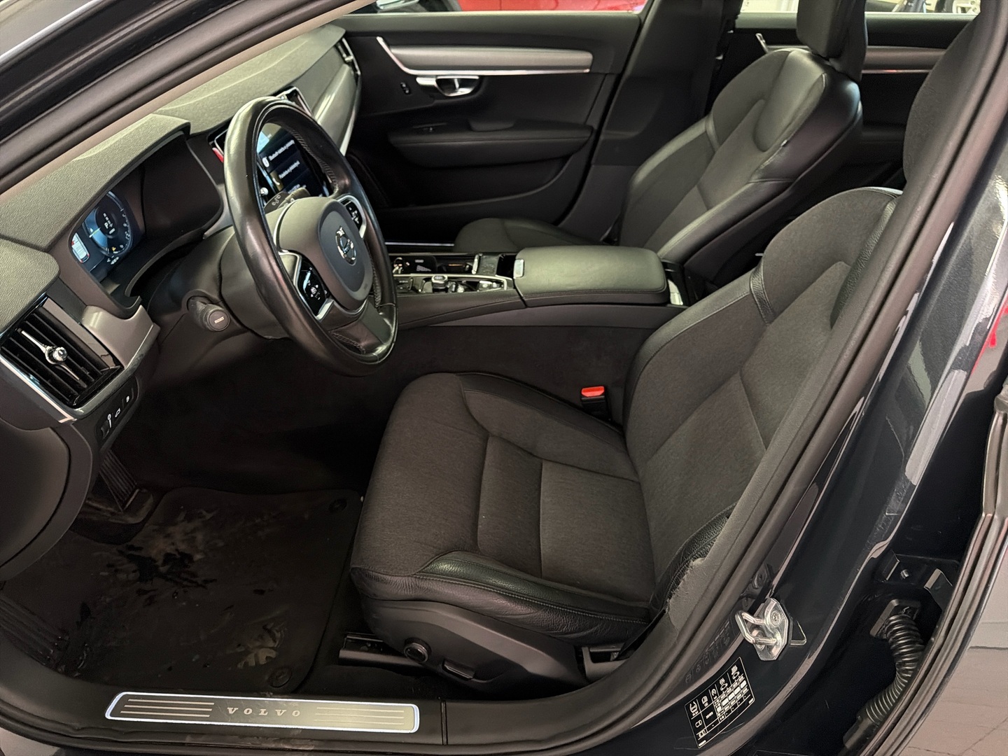 VOLVO V90 2020