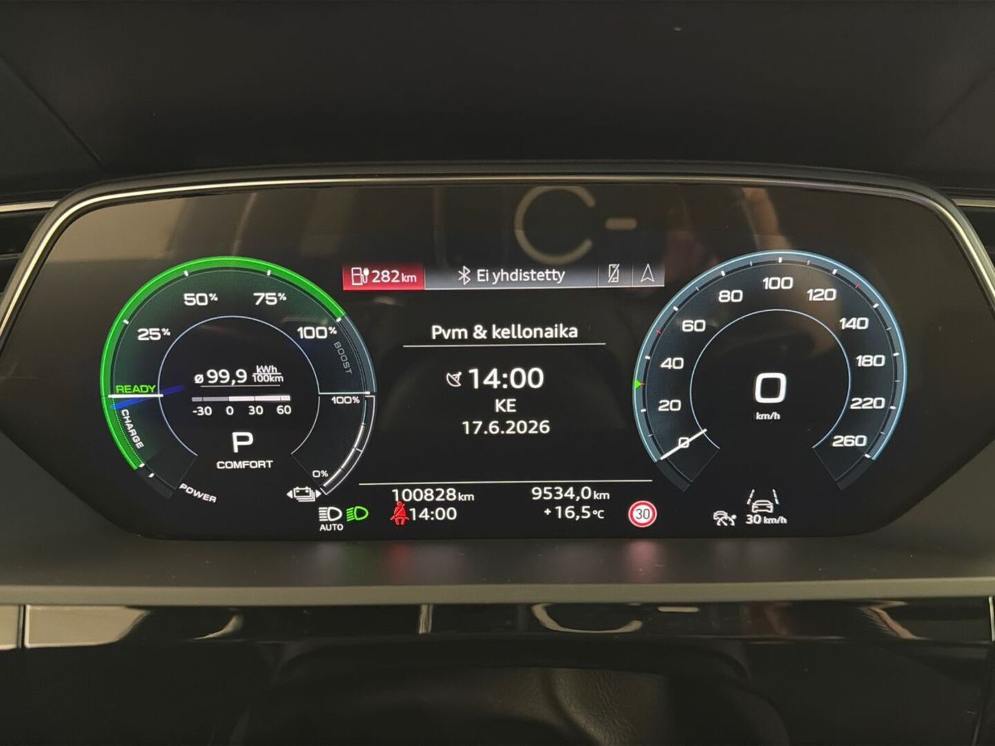 AUDI e-tron 2021