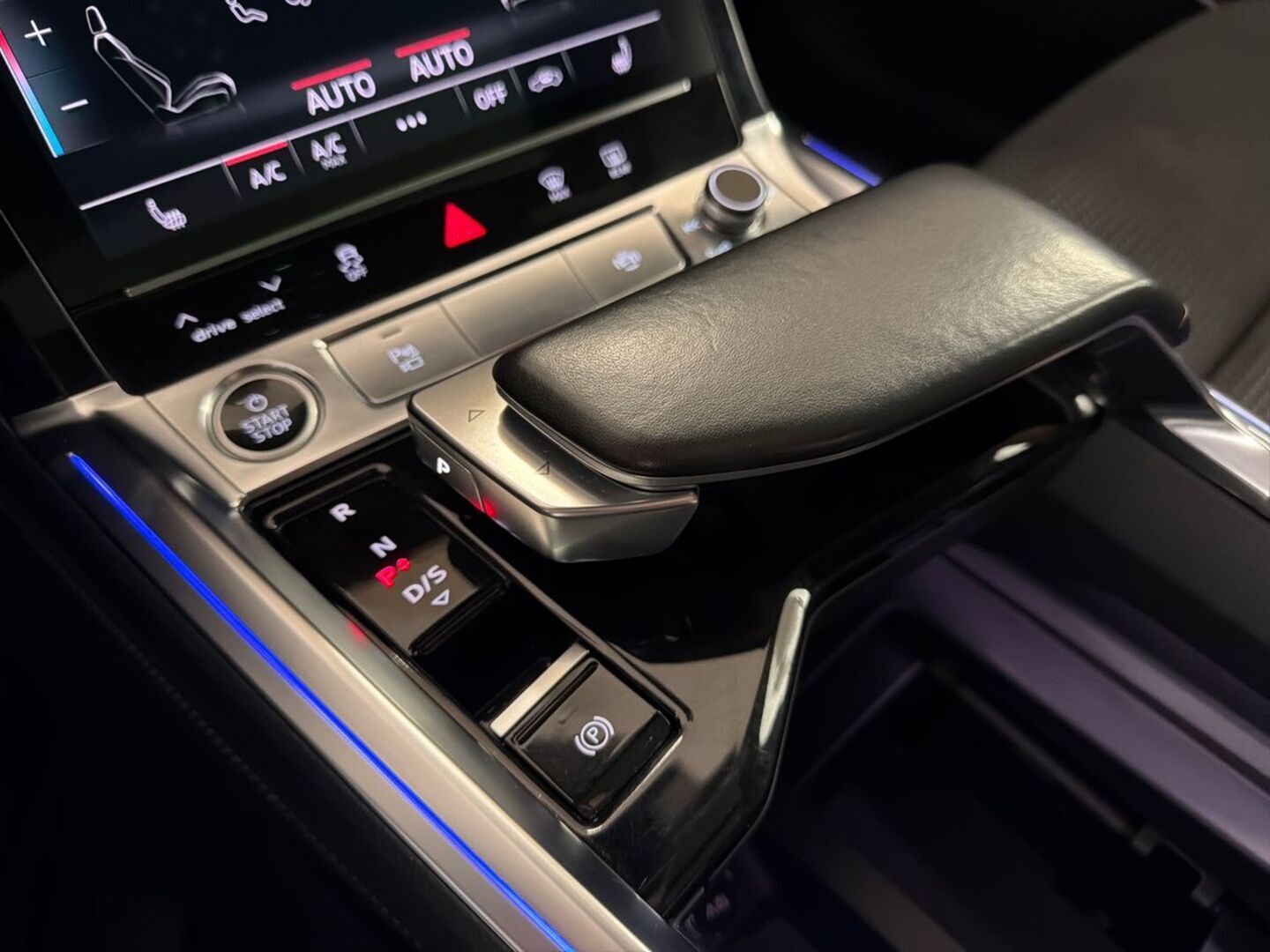 AUDI e-tron 2021