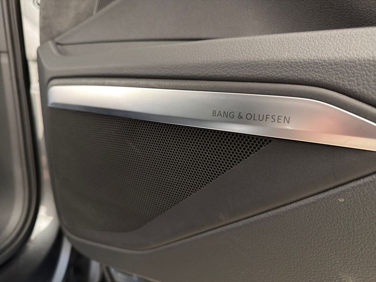 AUDI e-tron 2021