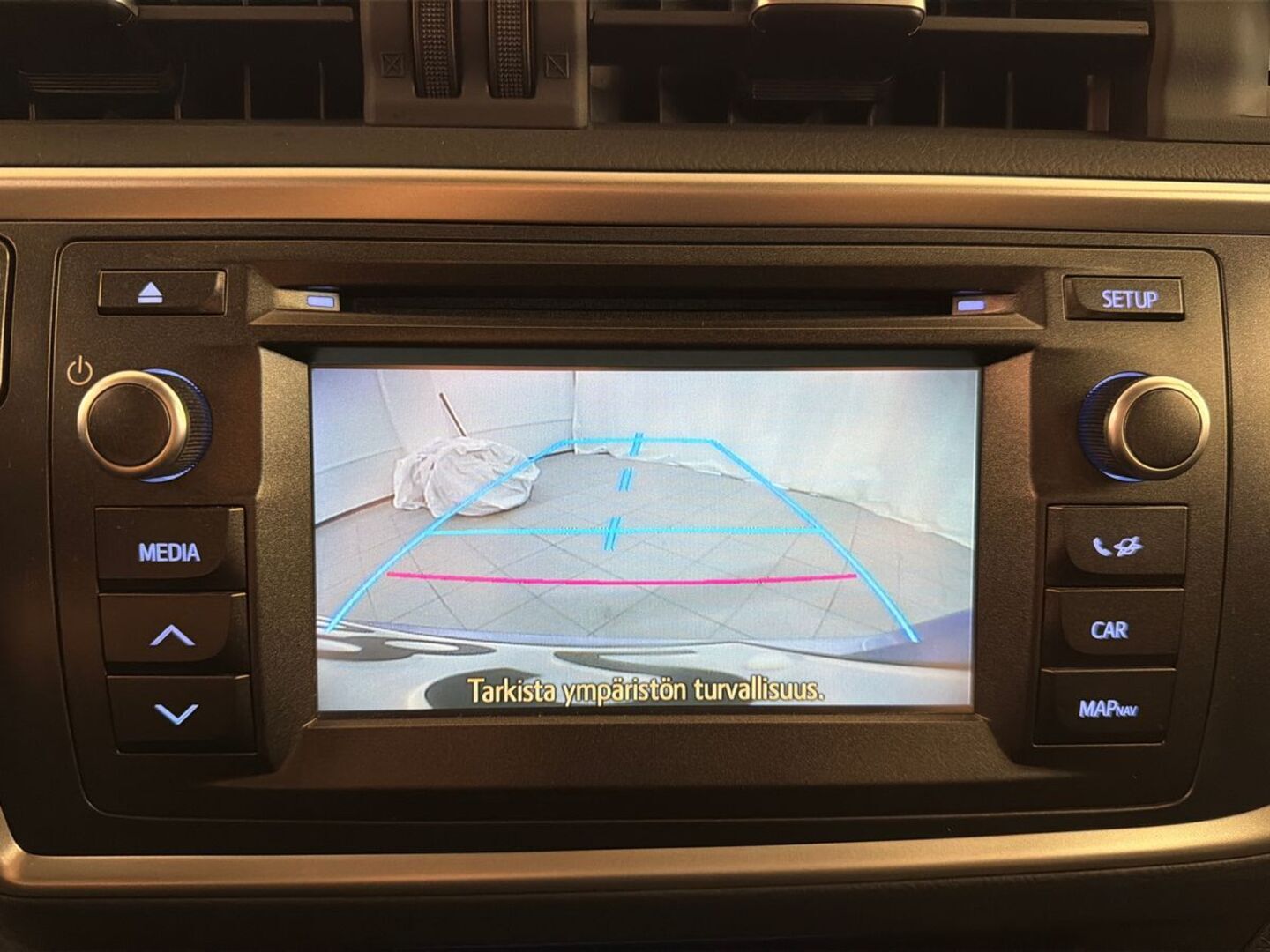TOYOTA Auris 2015