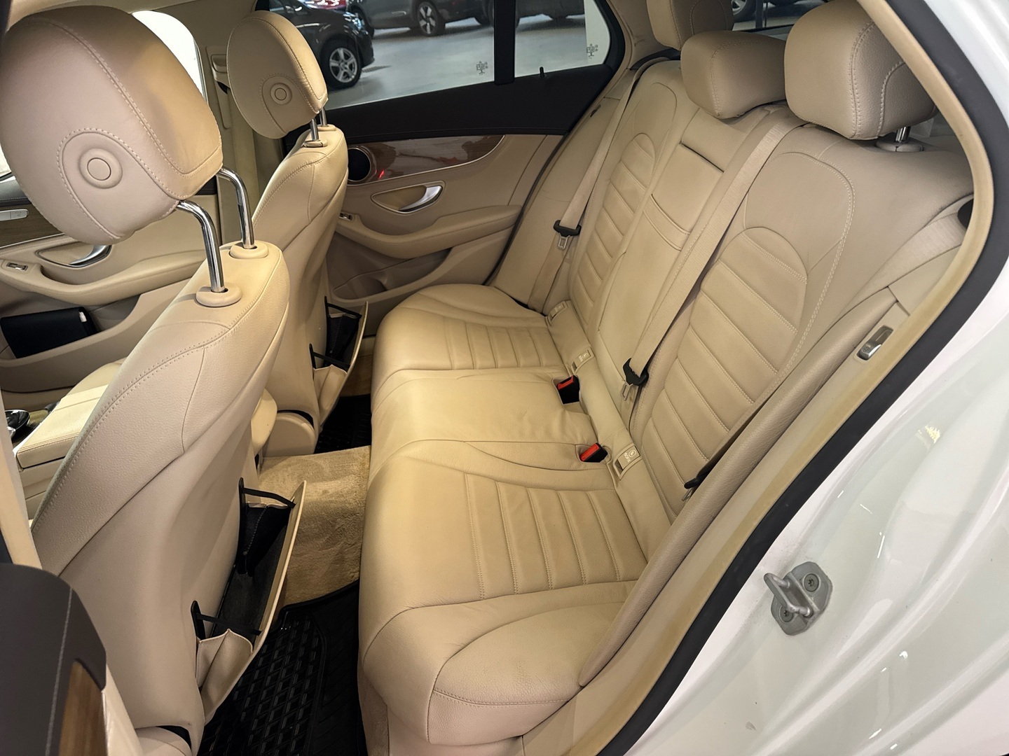 MERCEDES-BENZ C 2015