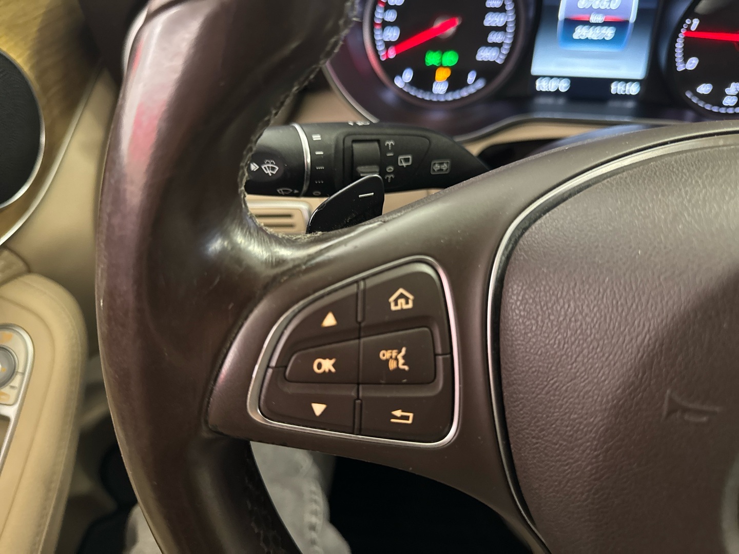 MERCEDES-BENZ C 2015