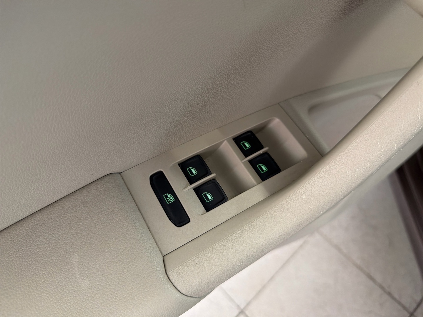 SKODA Octavia 2014