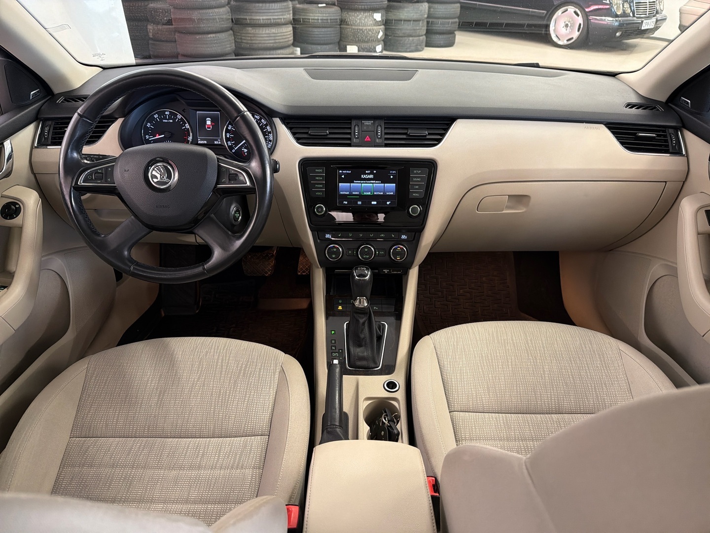 SKODA Octavia 2014